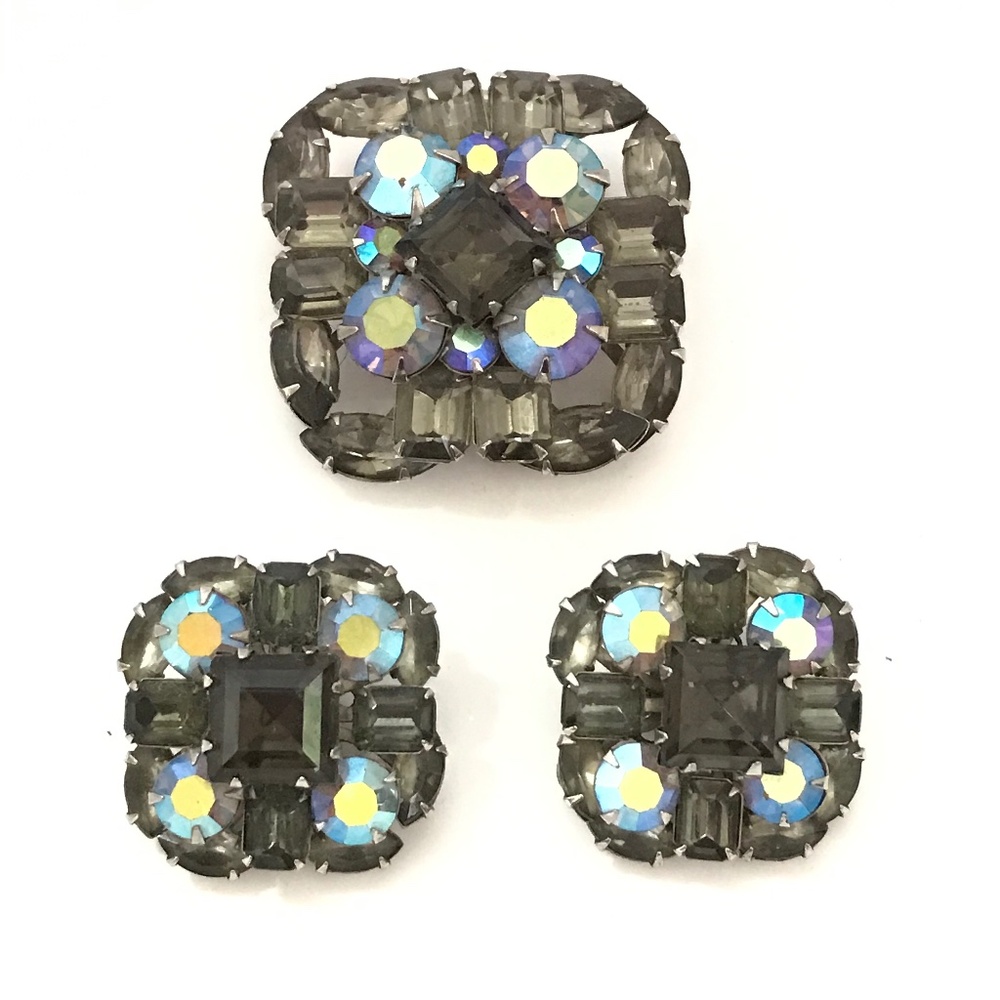 JUDY LEE Vintage Rhinestone Brooch and Earrings Set Blue Gray